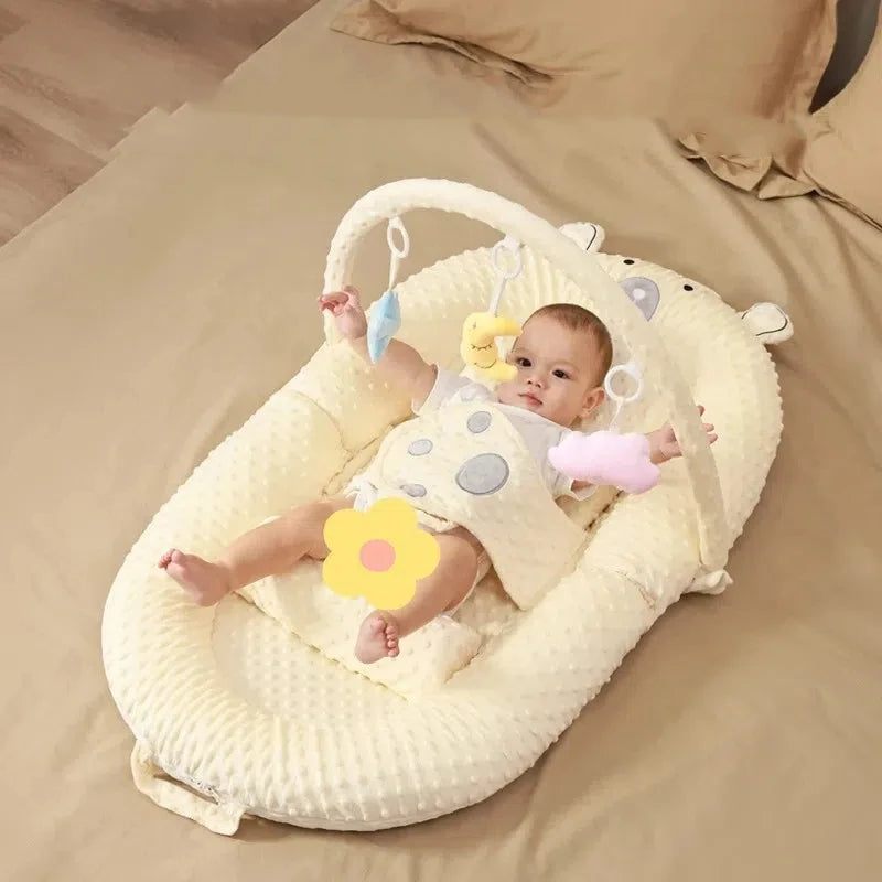 reducteur-de-lit-pour-bebe-confort-bebes-mamans