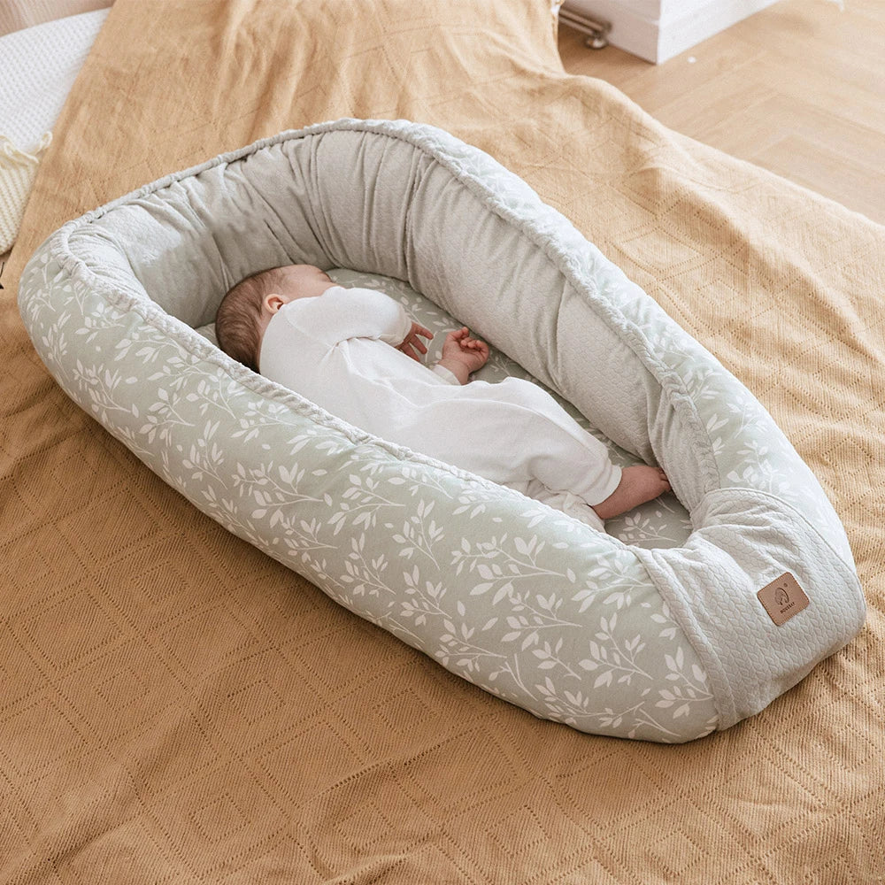 reducteur-de-lit-pour-bebe-pratique-et-tranquillité-des-parents